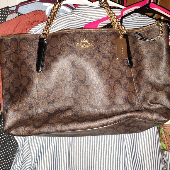 Coach Handbags - Coach purse